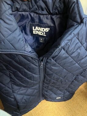 Lands' End women’s Navy Quilted Puffer vest size medium